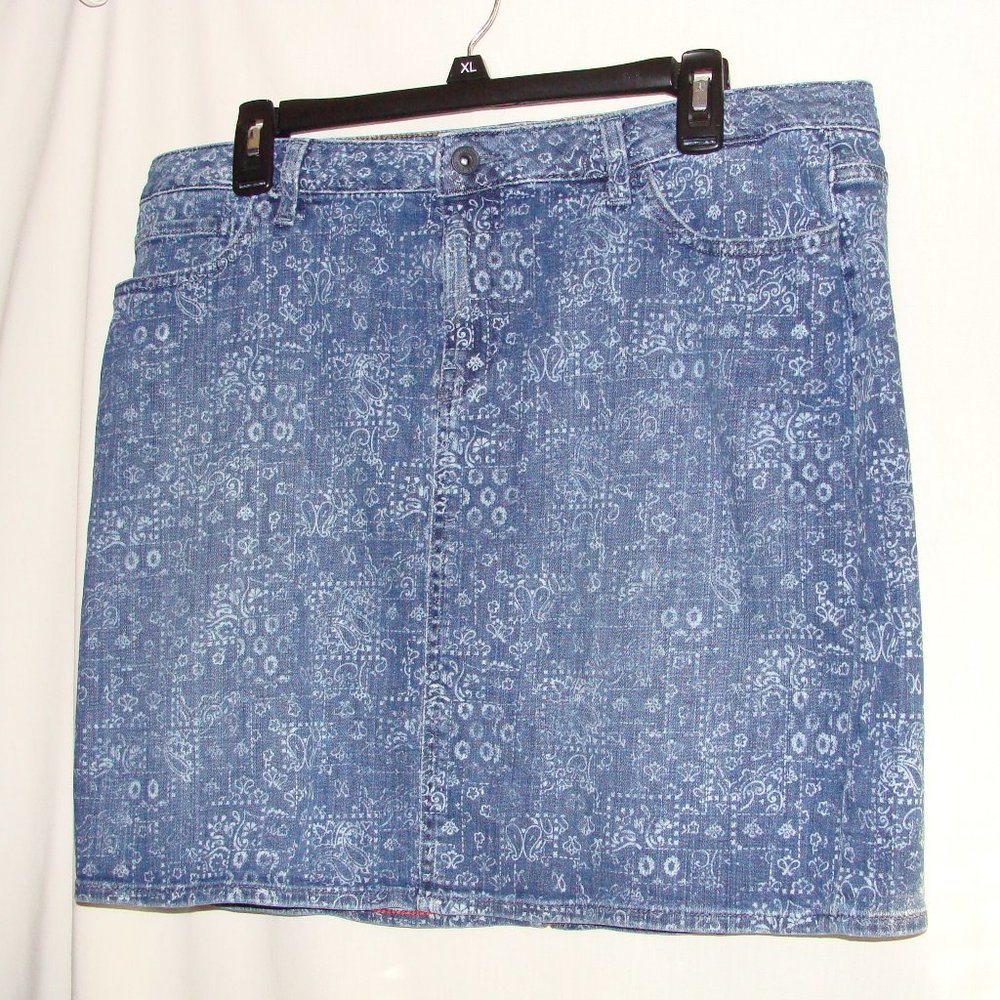 TOMMY HILFIGER Medium Wash BLEACHED Print PAISLEY Pattern DENIM Jean Skirt Sz 14